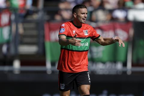 Live Eredivisie | Kwetsbaar NEC in de problemen tijdens vermakelijk duel, PSV jaagt op eerherstel