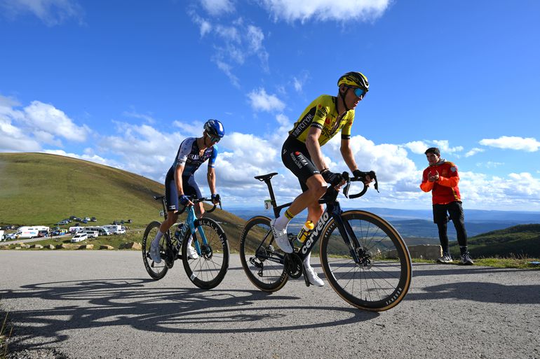 Einde van een tijdperk: 'grondlegger van Nederlands wielrennen' rijdt in Vuelta laatste rit