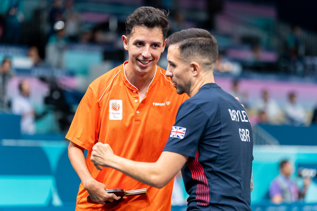 Tafeltennisser Jean-Paul Montanus geniet van medaille na moeilijke periode: 'Wilde eigenlijk stoppen'