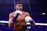 Tommy Fury in gevecht met KSI © GettyImages.