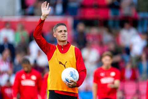 Topvoetballer Joey Veerman staat stil bij bijzondere dag: 'Mooiste van ons leven'