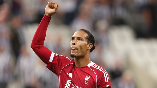 Virgil van Dijk ontroerd door prachtig nieuws: 'Betekent enorm veel voor mij en mijn familie'