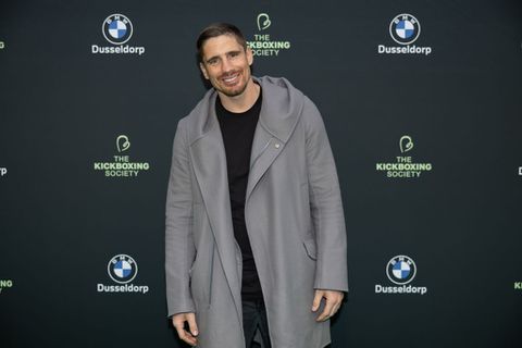 Topkickbokser Rico Verhoeven door het dolle heen na primeur met vriendin: 'Eindelijk!'