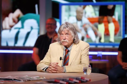 Johan Derksen reageert op liefdesverklaring bekende vrouw: 'Wij zouden een leuk koppel zijn'