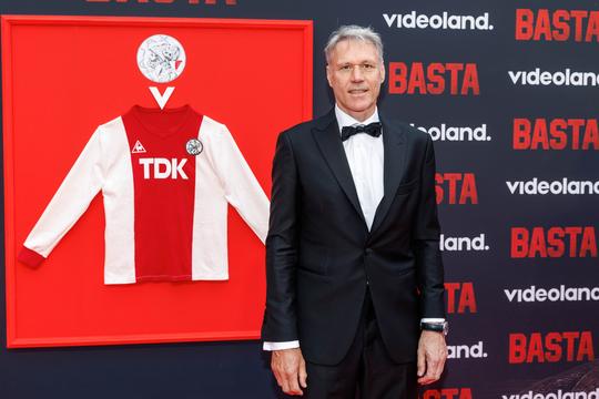 ‘Wanhopige’ Marco van Basten (61) maakt grote indruk: 'Ik vind het heel verdrietig'