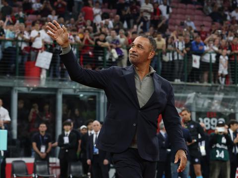 Voetbalicoon Ruud Gullit reageert op historische primeur in Champions League: 'Het werd tijd'