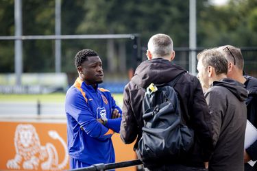 Brian Brobbey grapt over aanhoudende kritiek 'meneer' Marco van Basten: 'Ik denk dat hij mij een hele leuke jongen en speler vindt'