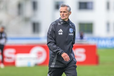 Kees van Wonderen krijgt lachers op zijn hand bij nieuwe club: 'Weet je ook van wie...'