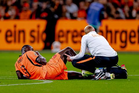 Duidelijkheid over blessures bij Oranje-internationals Brian Brobbey en Lutsharel Geertruida