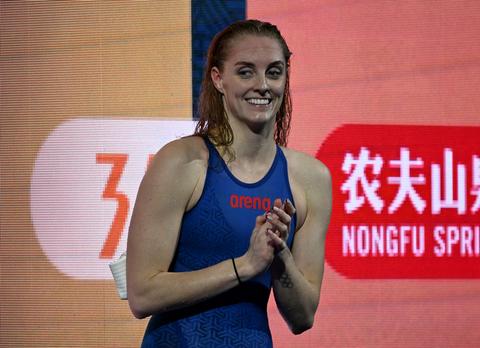 Topzwemster Marrit Steenbergen zet prachtige prestatie neer tijdens wereldbeker: 'Ik had dit niet verwacht'