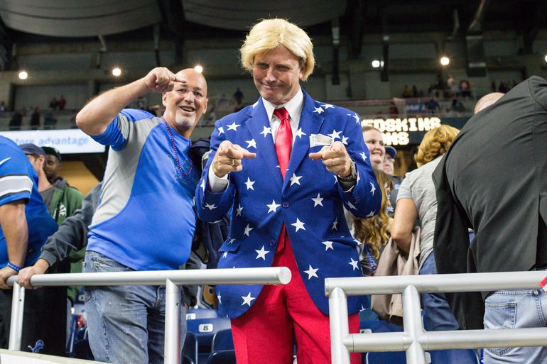 Fans roepen president Donald Trump op om oude clubnaam in ere te herstellen