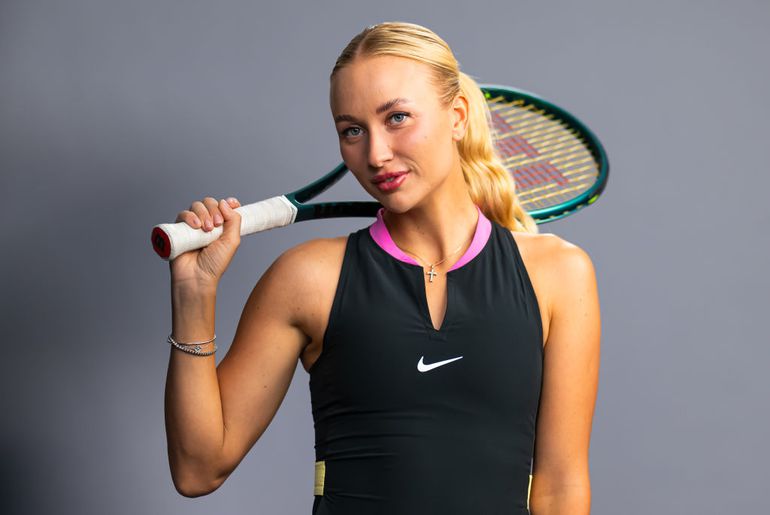 Gedurfde actie van vriendin van tennisser Tallon Griekspoor: 'Terwijl hij een biertje drinkt'