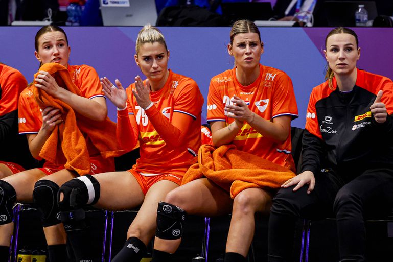 'Addertje onder het gras' voor Oranje-handbalsters op WK: 'Het is vragen om blessures'
