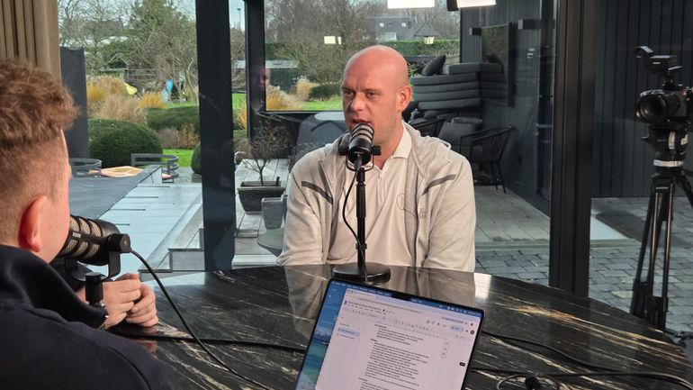 Topdarter Michael van Gerwen vertelt openhartig over het zwaarste jaar van zijn leven