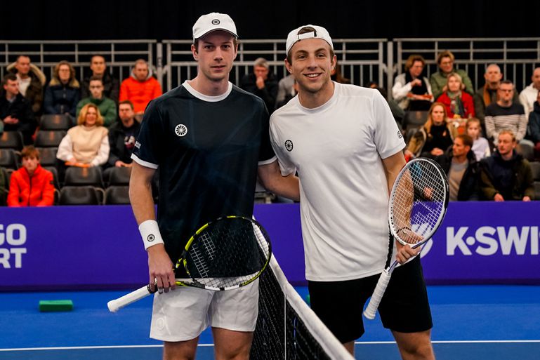 Loodzware loting voor Tallon Griekspoor en Botic van de Zandschulp op Australian Open