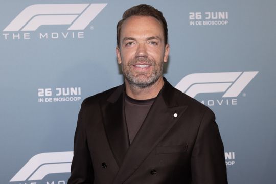 Oud Formule 1-coureur Robert Doornbos openhartig over leven in Dubai: 'Dit is de keerzijde'