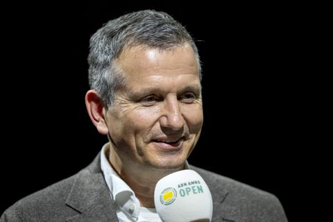 Oud-wereldtopper Richard Krajicek verliest van blinde speler: 'Dacht dat ik aardig kon tennissen...'