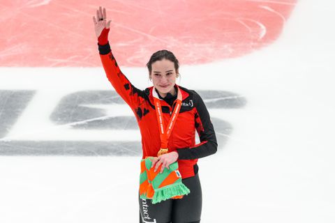 Opvallende tranen bij shorttrackster (24): 'Ik had niet verwacht te huilen, maar ik raakte overweldigd'