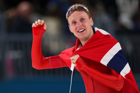 Schaatsende vriendin van olympisch kampioen houdt het niet droog: 'Geen woorden voor'