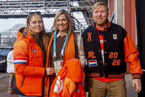 Prinses Amalia en koningin Máxima zorgen voor hilariteit bij Winterspelen: 'Dat wist ik toen nog niet'