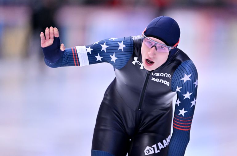 Jordan Stolz is op eeuwige ranglijst Sven Kramer voorbij na persoonlijk record op 5000 meter