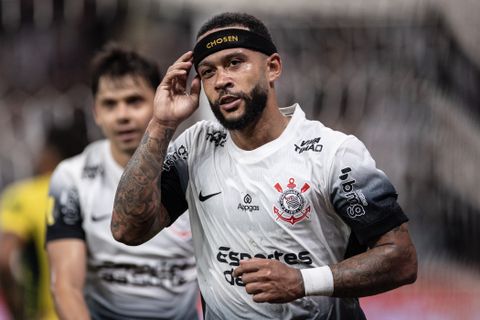 Memphis Depay mag zich na verhit duel opmaken voor eerste finale in Brazilië, maar bezorgt zichzelf ook een probleem