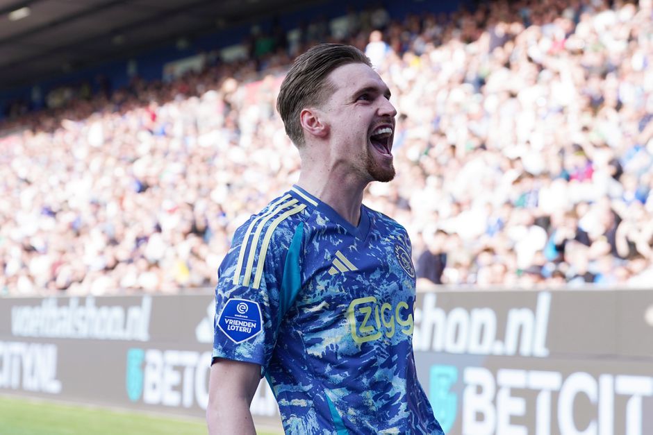 Matchwinner Kenneth Taylor was dankzij opvallende reden niet nerveus voor strafschop: 'Het lijkt echt groter'