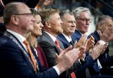 Koning Willem-Alexander straalt volop aan zijde van ex-topatlete Dafne Schippers