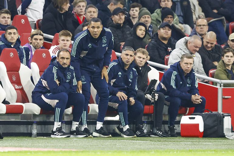 'Duurste assistent van Nederland' mogelijk weer terug naar Almere City bij vertrek Alex Pastoor