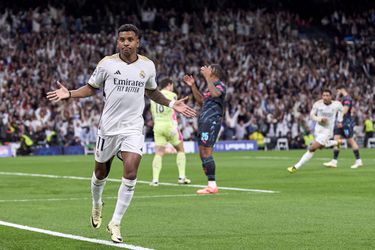 Rodrygo scoort met traag rollertje tegen Manchester City