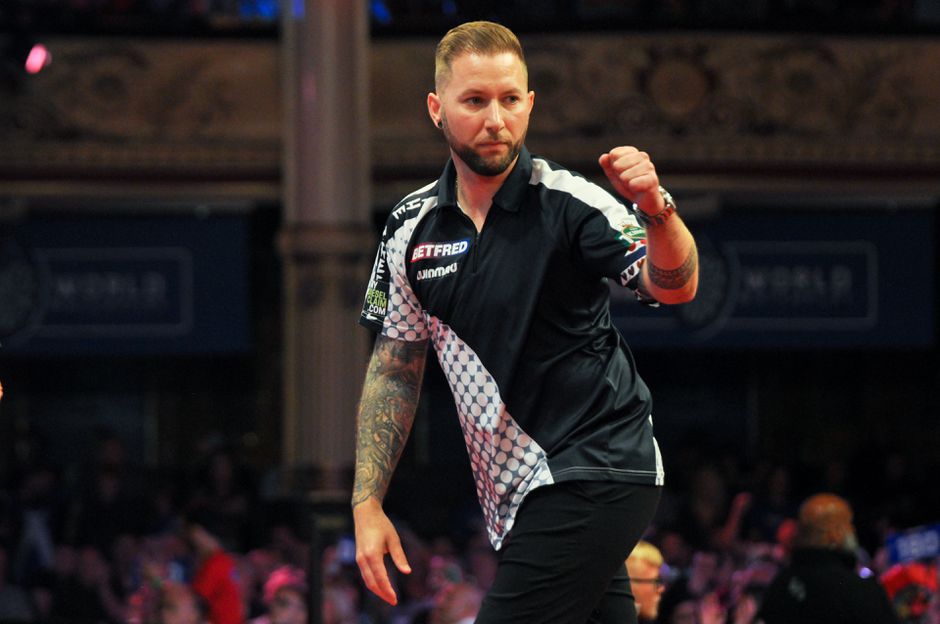 Danny Noppert houdt perfecte reeks in Players Championship-finales levend met dagzege in Leicester