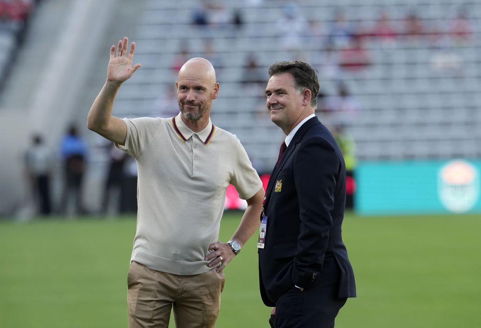 Erik ten Hag verliest bekend gezicht bij Manchester United: directeur vertrekt