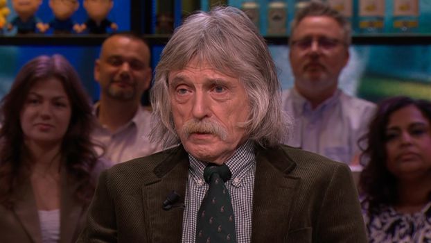 Johan Derksen schuift ondanks operatie vanavond 'gewoon' aan bij Vandaag Inside