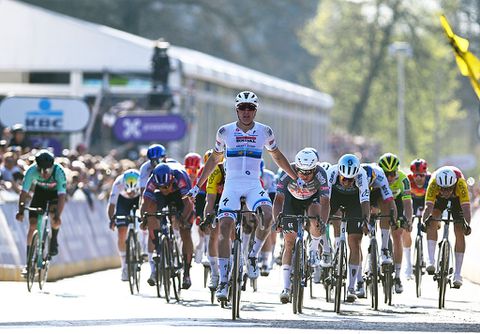 Enorme valpartij in Scheldeprijs: grote favorieten onder slachtoffers