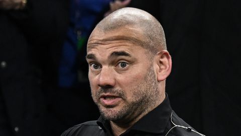 Kritische Wesley Sneijder krijgt haatreacties: 'Neem aan dat dit reden is voor ontslag'