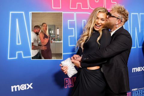 Jutta Leerdam en Jake Paul genieten van elkaar in de badkamer: 'Er is geen plek waar ik liever zou zijn'