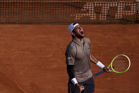 Italiaanse toptennisser blikt terug op beangstigend moment: 'Ik kon me niet bewegen'