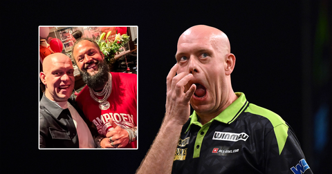 Topdarter Michael van Gerwen zoekt na beroerde week afleiding: 'Goed je te zien'