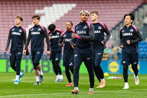 LIVE Shakhtar Donetsk - AZ | Alkmaarders treffen club uit Oekraïne, maar spelen uitwedstrijd in ander land