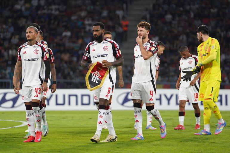 Brazilië opgeschrikt door gewapende overval op spelers van topclub bij terugkomst van Copa Libertadores
