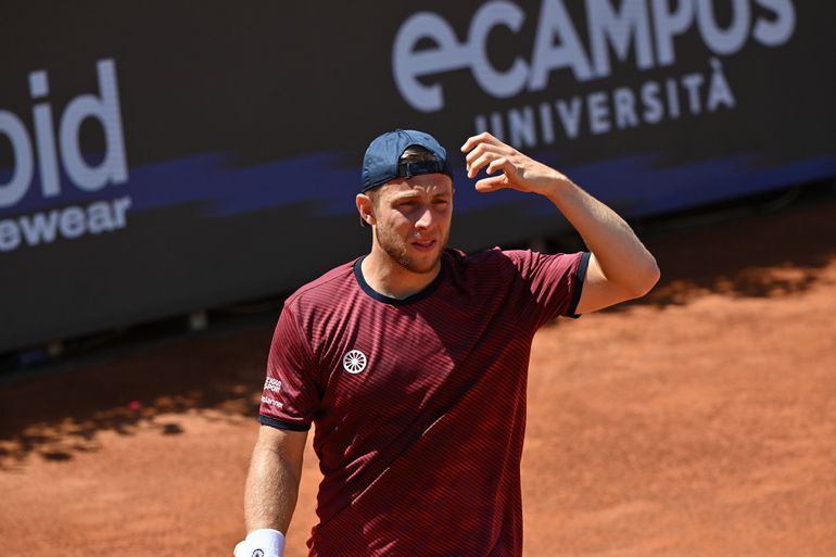 Frustraties nemen de overhand bij toptennisser Tallon Griekspoor na pijnlijk verlies in Rome