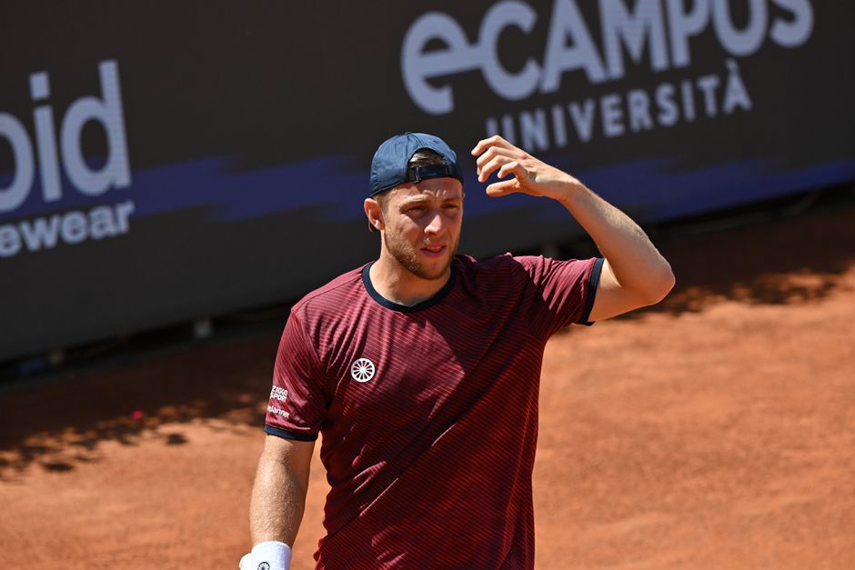 Frustraties nemen de overhand bij toptennisser Tallon Griekspoor na pijnlijk verlies in Rome