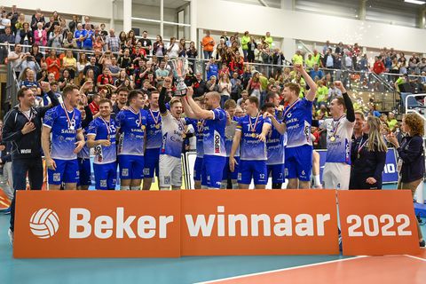 Bizarre situatie in het volleybal: club is failliet verklaard maar kan nog kampioen worden