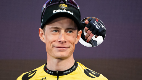 Topfavoriet Jonas Vingegaard rijdt in Giro rond met roodgelakte nagel: dit is de bijzondere reden daarachter