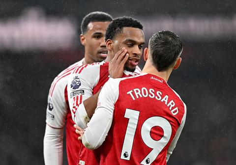 Teamgenoot van Jurriën Timber belandt in huwelijkscrisis: Arsenal-ster in zwaar weer tijdens cruciale weken
