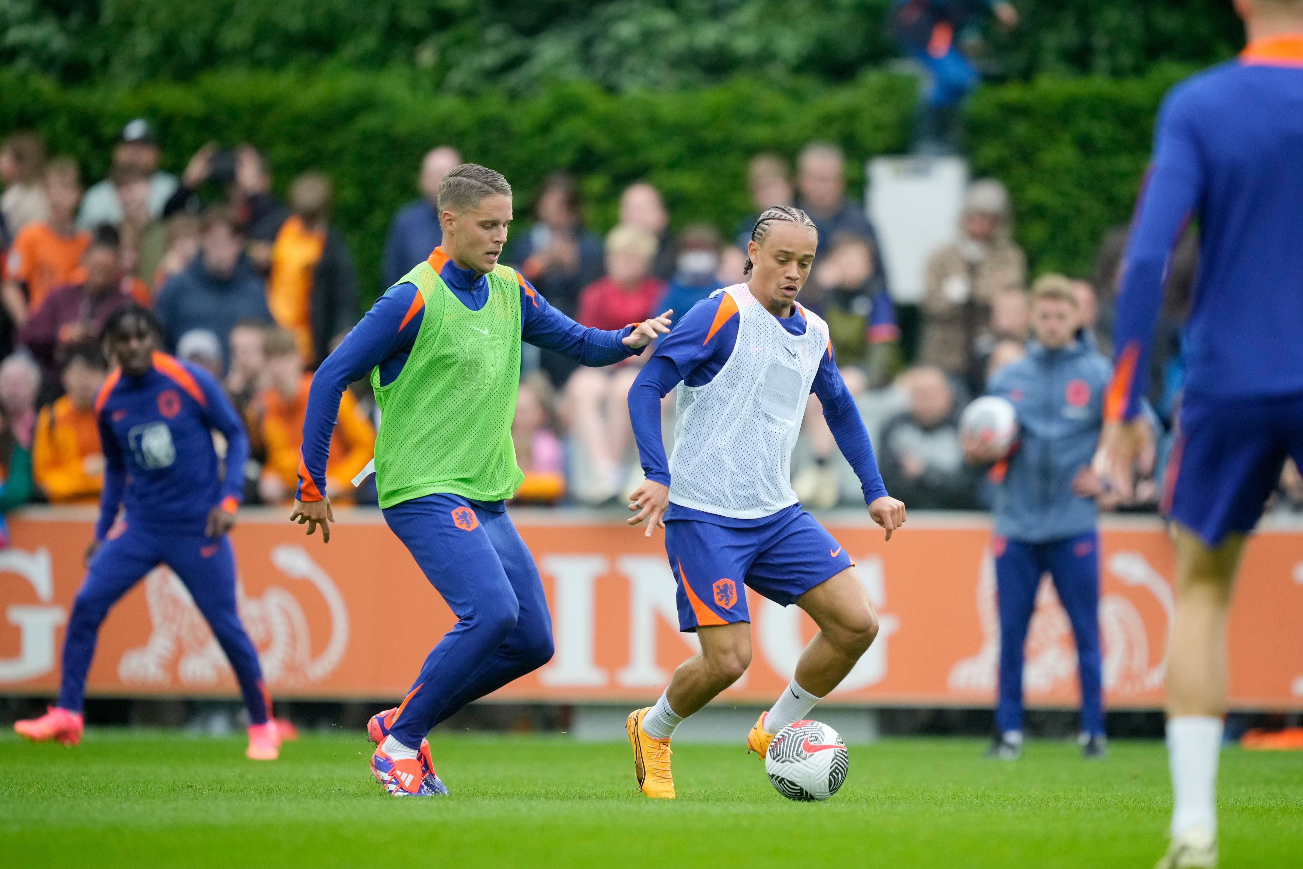 Virgil van Dijk over liesblessure Teun Koopmeiners: 'Zoiets doet pijn bij het hele team'