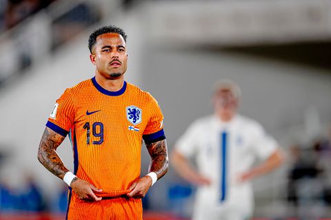 Oranje-international Justin Kluivert staat met romantische beelden stil bij bijzondere dag