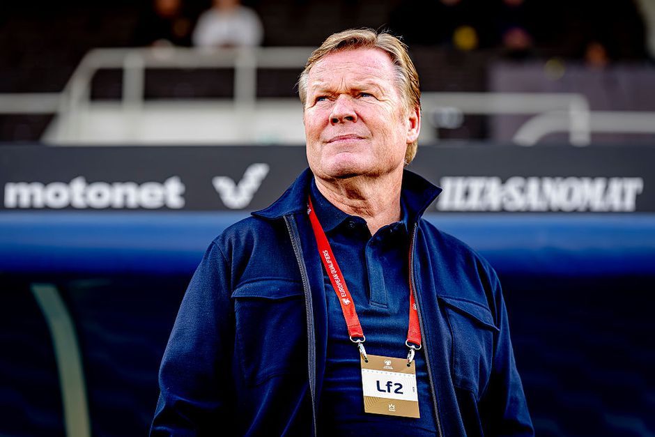 Ronald Koeman schrikt van naam op spelerslijst na pijnlijk moment in het verleden: 'Ik zal maar niks meer zeggen'
