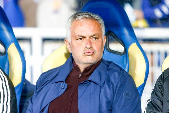 Toptrainer José Mourinho krijgt nieuwe kans bij Real Madrid: Spaanse topclub legt enorm bedrag neer voor Portugees