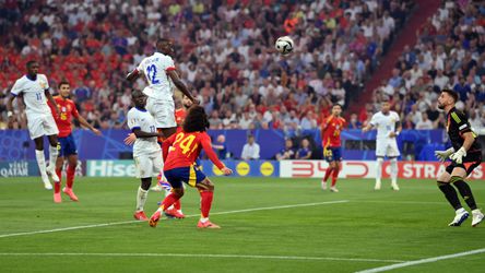 Video | Bekijk hier alle doelpunten bij Spanje - Frankrijk (2-1)